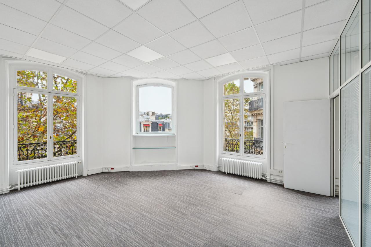 Bureau Paris 352m² Location bureau Paris OLBUR2422437 5
